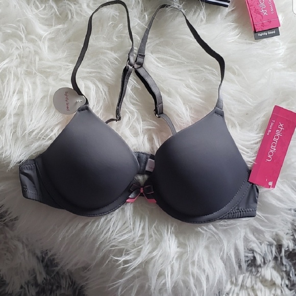 Xhilaration Other - NWT Xhilaration T-Shirt Convertible Push-Up Bra